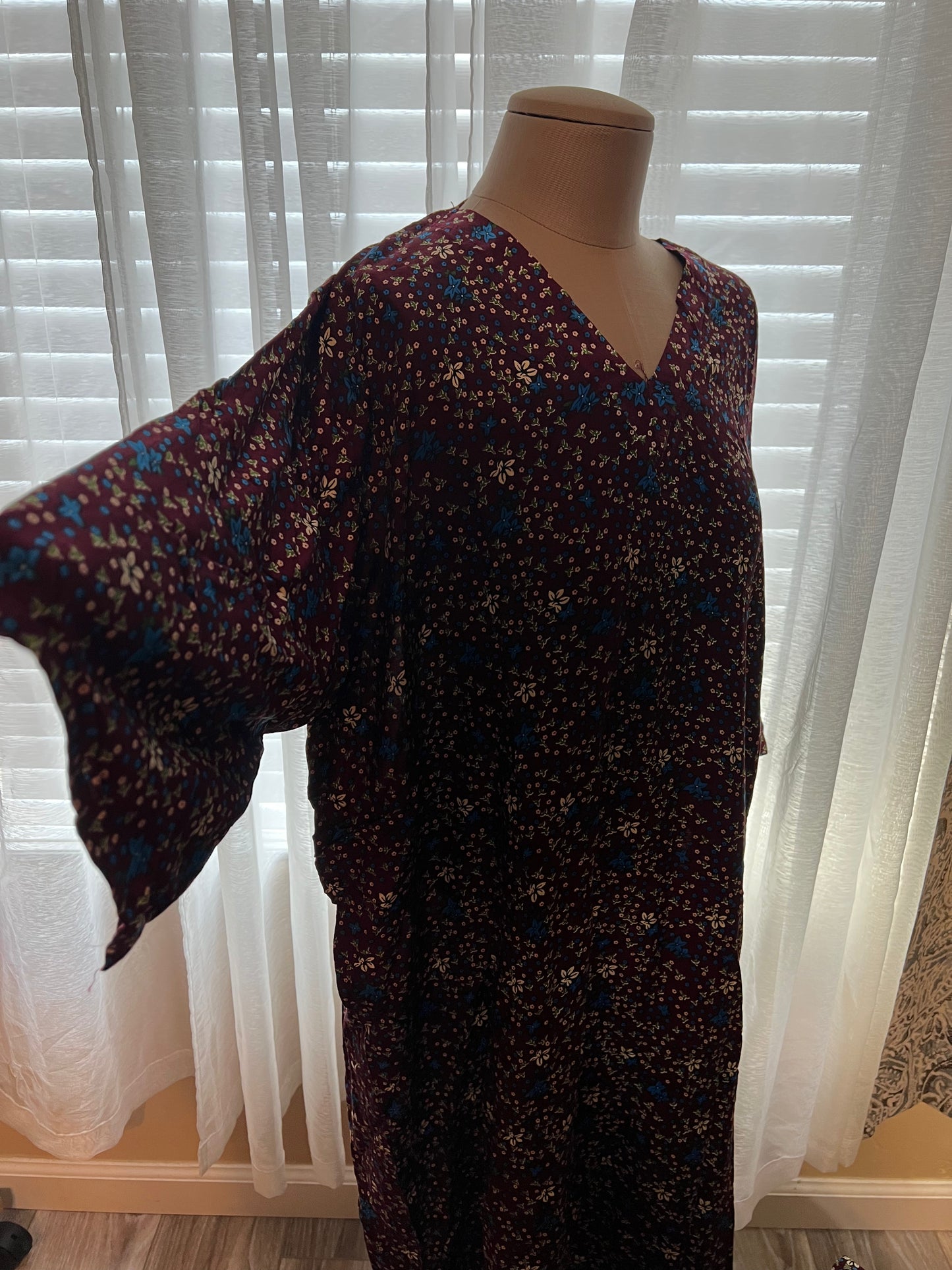Floral Printed Home Dress – Relaxed Fit with V-Neckline
