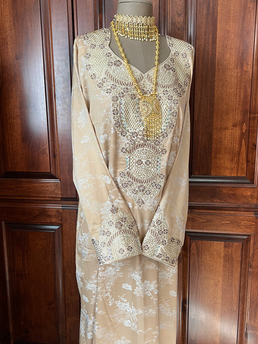 Elegant Emirati Mukhawar in Fahaah Light Blue & Beige with Premium Embroidery | Silk Fabric | Size 2XL – 58 Inches Length
